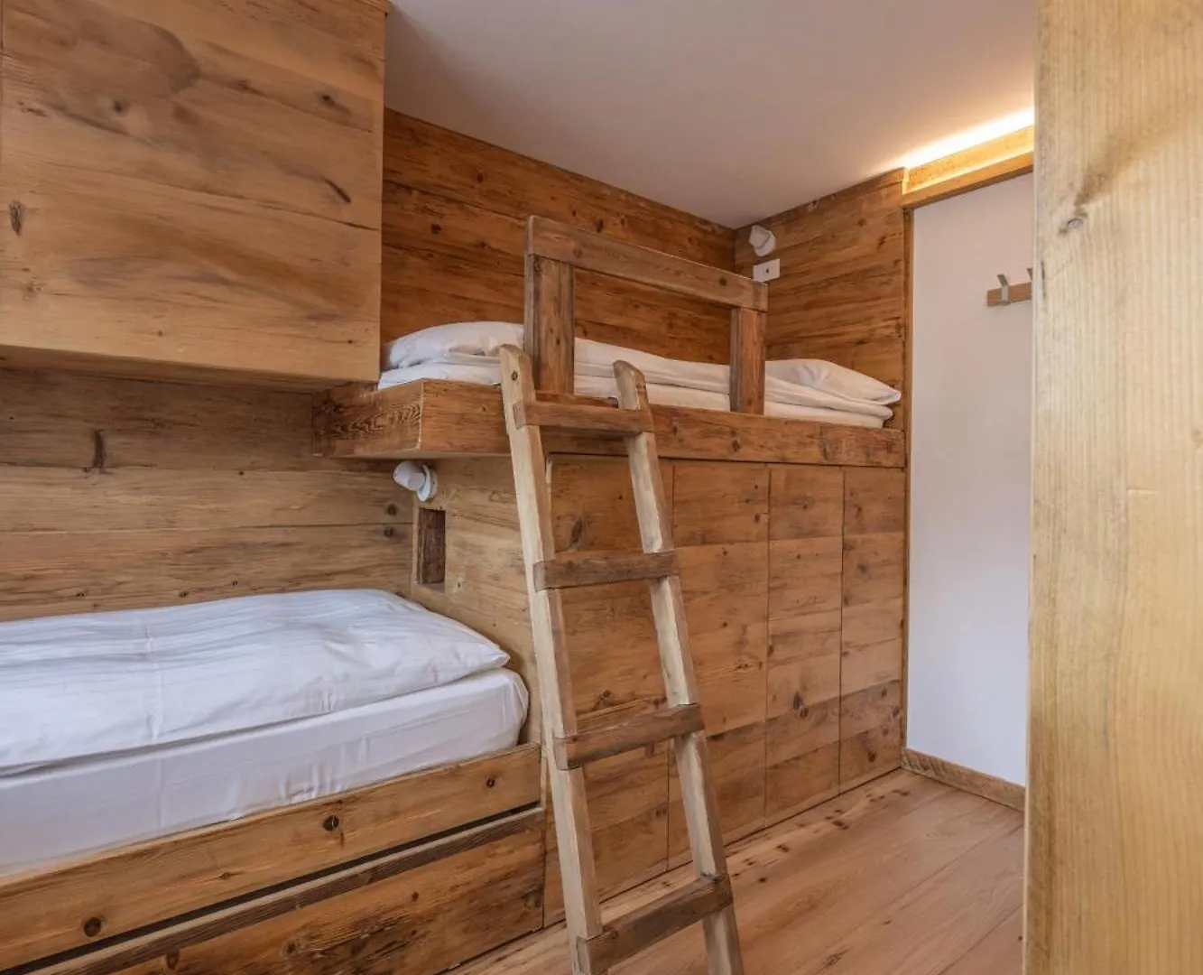 Casa Dolomiti, Panoramica E A Pochi Passi Dal Centro E Dalle Piste Da Sci Cortina dʼAmpezzo Apartament